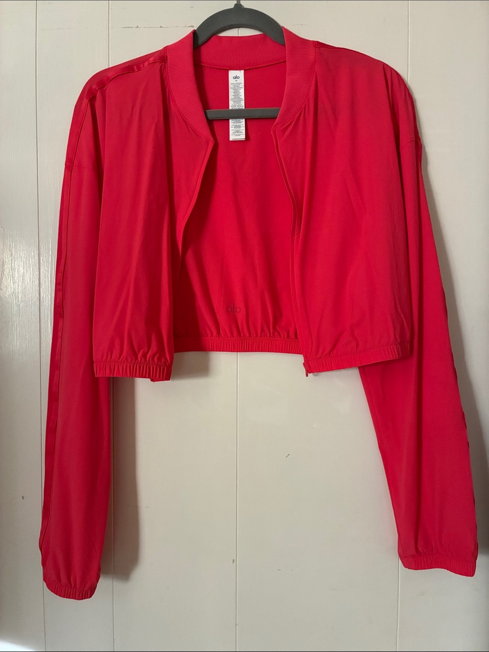 Alo Yoga Cropped Breezy full zip cover up size M